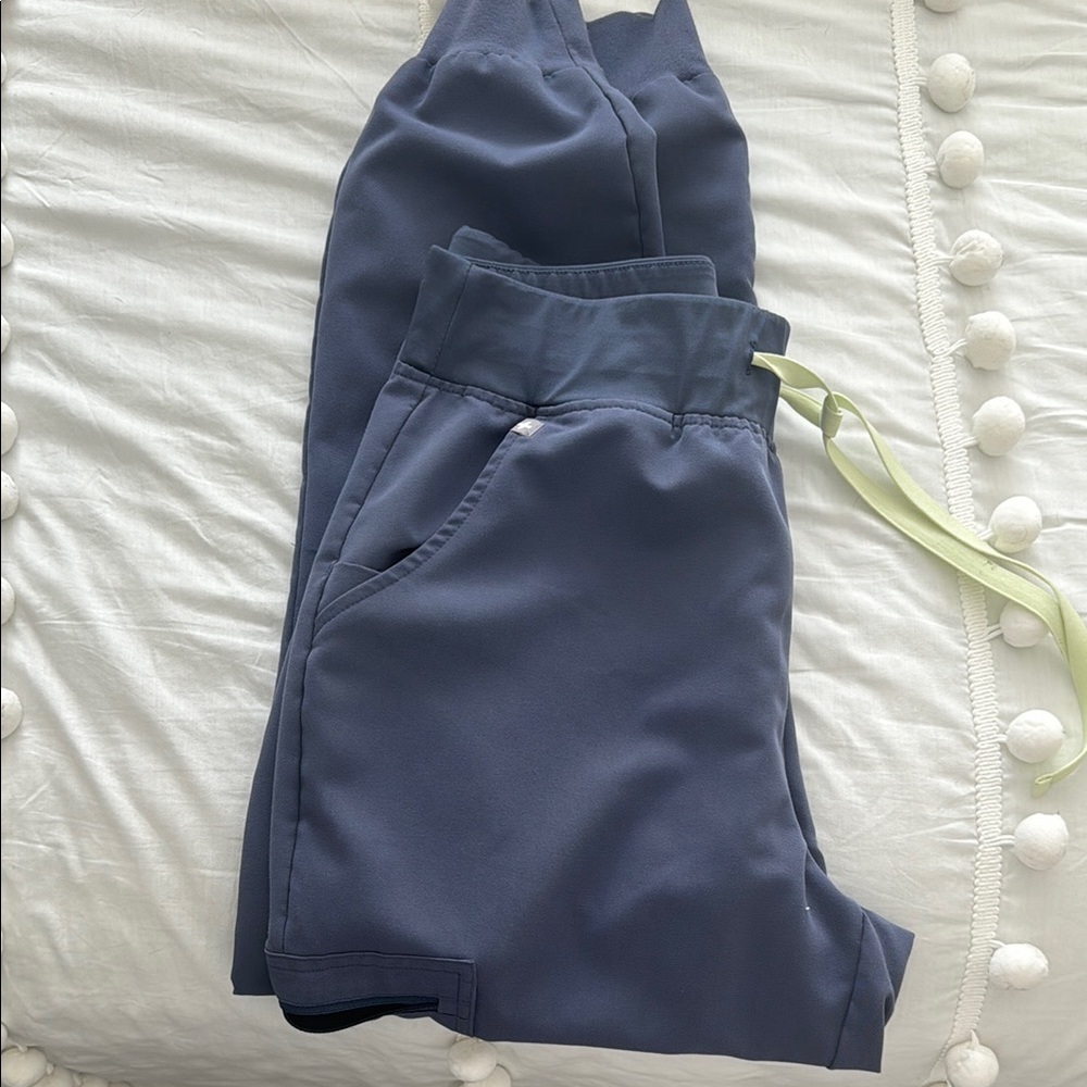 Figs jogger scrubs